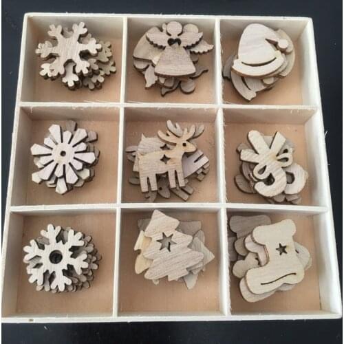 50/100pcs Cartoon Santa/Deer Wood Chip Christmas Day Accessories Child DIY Handmade Toy Clothing Fabric Home Decoration