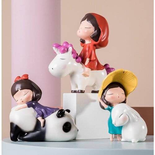 Home Decoration Accessories Modern Lovely People Miniature Figurines Souvenirs Christmas Gift Resin Home Decor Fairy Garden