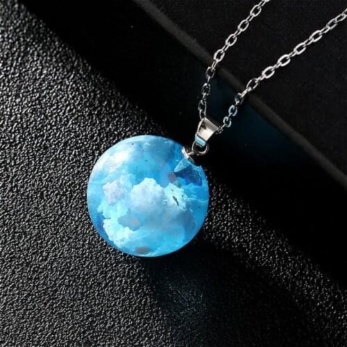 Chic Transparent Resin Rould Ball Moon Pendant Necklace Women Blue Sky White Cloud Chain Necklace Fashion Jewelry Gifts for Girl
