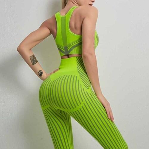 2-piece Seamless Womens Hip Lifting Fitness Stretch Leggings Suit Fitness Breathable Soft Shockproof Gathered Running Yoga Bra