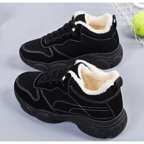 Shoes Woman Fleece Womens Warm Slugged Bottom Casual Shoes Flat Elevator Wild Luxury Designer Fashion Cotton Boots Lightweight