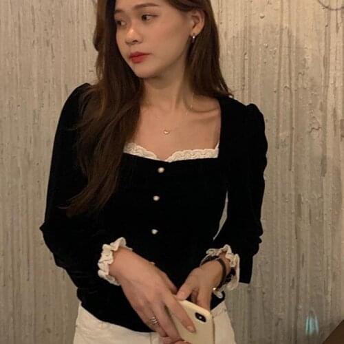 Giyu Women's Shirts