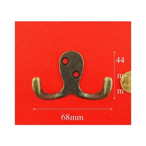 Hardware accessories Zinc alloy Cloth Hooks Vintage Bronze Wall Hook Hanger For Bathroom & home storage accessories 68*44MM