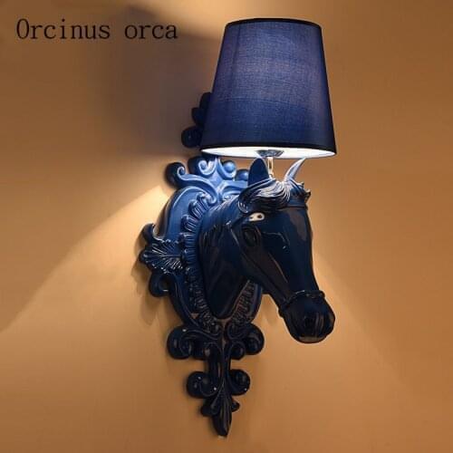 European resin horse head wall lamp living room bedroom aisle bar modern minimalist creative bedside wall lamp free shipping
