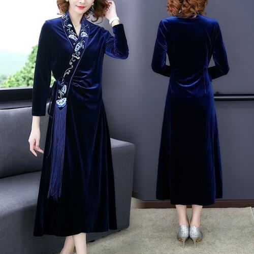 Velour Evening Dress Long Modern Chinese Cheongsam Qipao Women Embroidery Tassels Long Sleeve Elegant Chinese Dresses TA2121