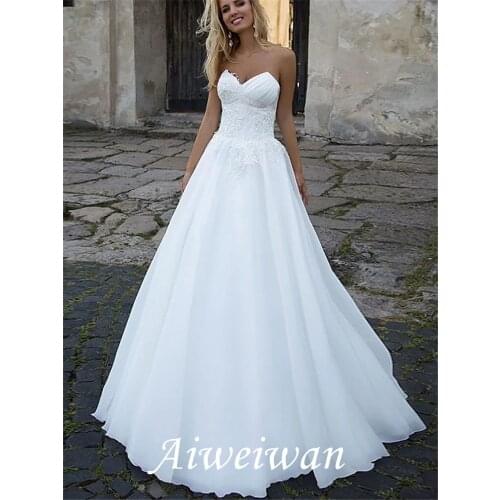 A-Line Wedding Dresses Sweetheart Neckline Sweep / Brush Train Chiffon Sleeveless Country with Ruched Appliques 2021