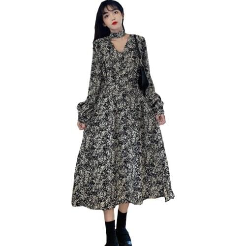 Spring And Autumn Women Dress Fashion Printed Casual Long Dresses V-neck Long-sleeved loose Belt Large size Dress Female OK637