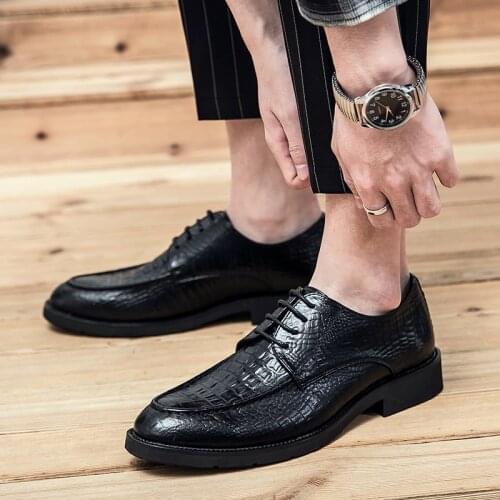 2021 Men Genuine Leather Shoes Fashion Breathable Casual Breathable Sneakers Loafers Tassel Mocassins Wedding Party Shoes