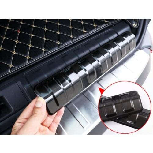 Yimaautotrims Rear Bumper Skid Protector Guard Plate Cover Trim For Land Rover L462 Discovery 5 2017 - 2020 Interior Mouldings