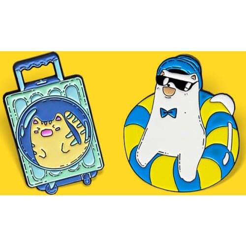 Lovely Cat Holiday Enamel Pin Swimming Travel Cat And Polar bear Brooches Lapel Cartoon Animal Badge Jewelry Gift Kids Friends