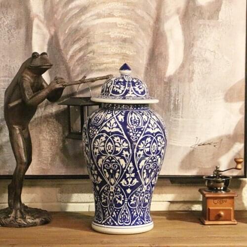 Home New Chinese Style Blue And White Porcelain temple Jar Imitates Classical Home Decoration Handicraft ceramic Ginger jar