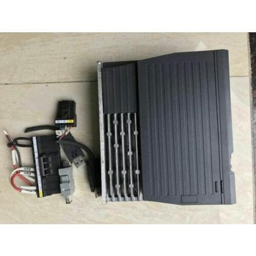 SV-020L2 servo driver , used in good condition . 80% appearance new , good working , free shipping