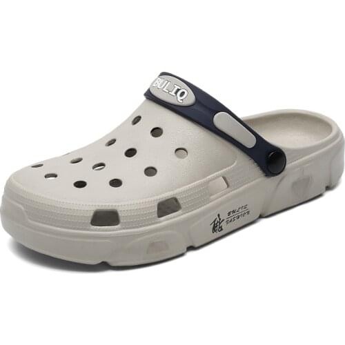 2021 Mens Sandals Womens Comfortable Summer Non-slip New Hole Shoes Female Clogs EVA Garden ShoesBeach Flat Male Slippers