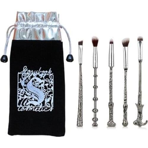 4Pcs/Set Harried Makeup Brush potter Wand Eye Shadow Brush Beauty Professional Tools Magical Cosmetics Brush Tool gift toy snape