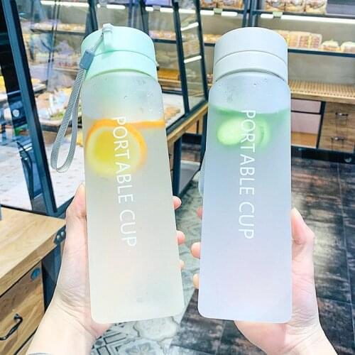 600/800ml Plastic Sport Water Bottle Matte Water Tea Juice Cup With Rope Leak-proof Seal Portable Outdoor Climbing Accessories