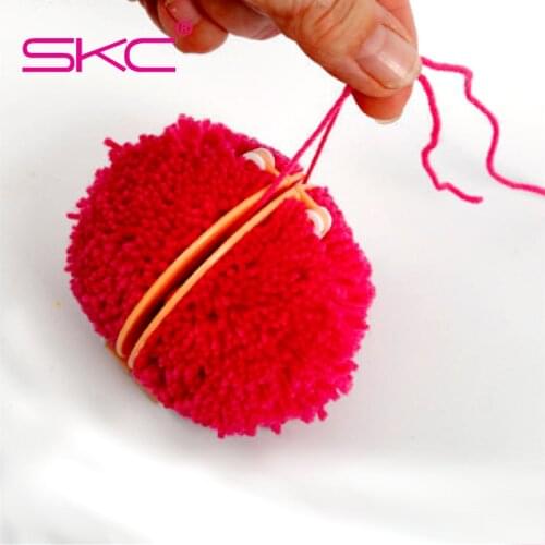 SKC Pom Pom Maker Set Plastic Pompom Maker Clover Fluff Ball Weaver Needle Craft Knitting Tool DIY Sewing Tools 8pcs/set