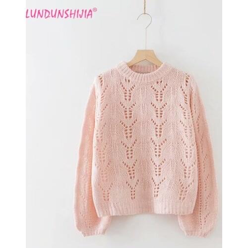 LUNDUNSHIJIA Hollow Out Crochet Flower Sweater Female Sweater O-neck Lantern Sleeve Pull Femme Pollover 2018 Autumn Women Jumper