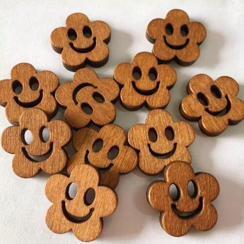 100 Tablets/Pack 19mm Smiley Peach Heart Love Painted Wooden Round Buttons Childrens Handmade Diy Wooden Buttons