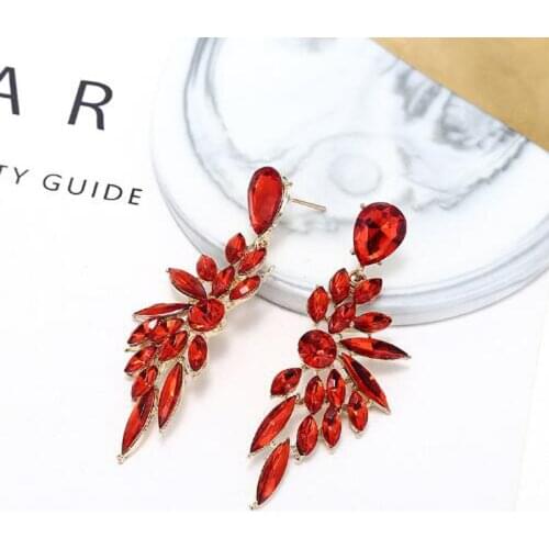 Earrings, luxurious and exaggerated earrings with studs, pop-up Earrings