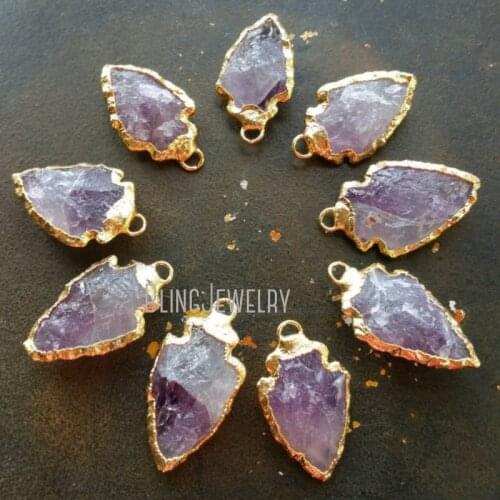PM1428 Small Amethysts Arrowhead Pendant Purple Quartz Arrow Charm with Gold Electroplated