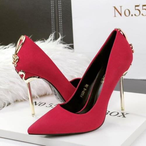 Women Pump Shoes 2020 Sexy High Heels Wedding Brides Stiletto Female Butterfly Black Red Heels Metal Decor Bridal Designer Shoes