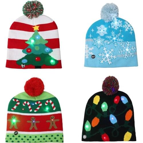 Kuchang Christmas Hats