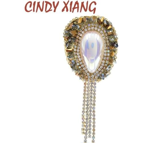 CINDY XIANG New Hand-made Rhinestone Tassel Pendant Brooches For Women Stone Paste Round Pearl Pin Fashion Jewelry New Arrival