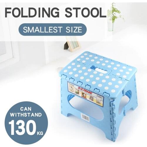 Plastic Childrens Stools Portable Foldable Collapsible Stool Strong and durable Maximum load 130KG Blue or Pink Can Optional S