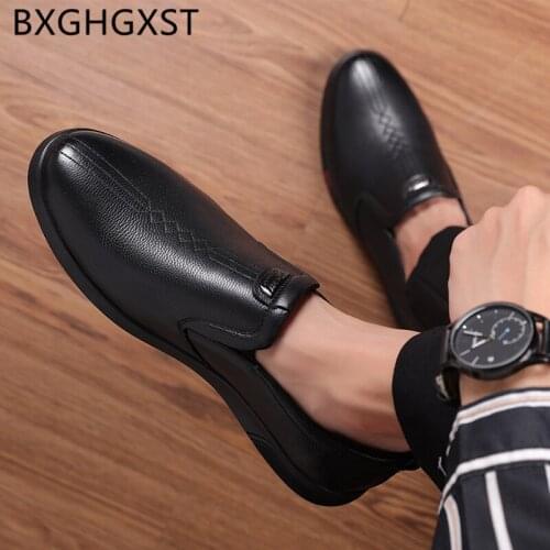 Driving Shoes Loafers Men Formal Dresses Luxury Designer Shoes Men Casual Slip on Coiffeur Genuine Leather Shoes Men 2020 Buty