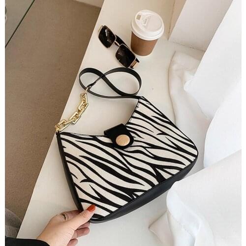 Retro Animal Pattern Leather Hobo Handbag Female Big Capacity Chain Shoulder Bag Popular Simple Female Daily Bag