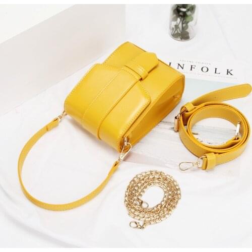 2021 Ms. new PU leather solid color shoulder bag mobile phone bag vertical simple diagonal wide shoulder strap small square bag