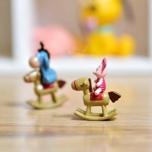2pcs New Hot Disney Cartoon Piglet And Eeyore Shake The Trojan Doll PVC Model DecorateToy Kids Gift