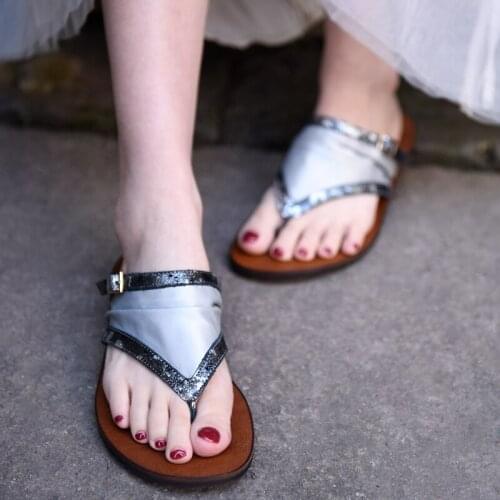 Artmu Origional Vintage Flip Flops Handmade Sandals Womens Belt Buckle Flat Leather Slippers Comfortable Beach Slippers 160-3