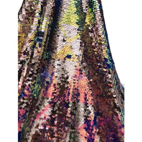 Shinny Color Pretty Sequins Design Embroidered Material African Cord French Lace Fabirc for Fashion Show Dress