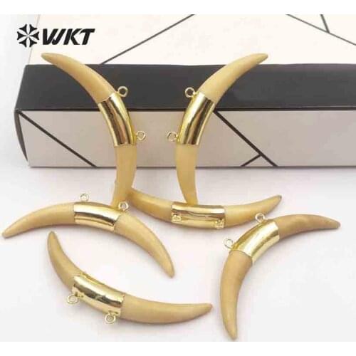 WT-P669 Naturak Resin Pendant In Horn Shape Double Hoops In Middle With Gold Trim Women Dainty Jewelry Suitable Gift For Friends
