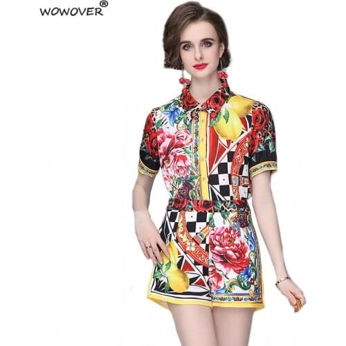 Holiday Beach Runway Two Piece Outfit Woman Set Vintage Leopard Floral Print Blouse Shorts and Top Set Fashion Lady Summer Suit