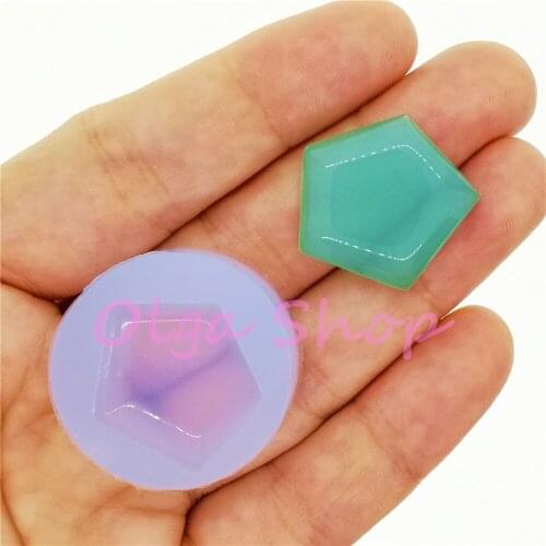 BYL498 21.5mm x 22.9mm Pentagon Cabochon Silicone Mold Earrings Pendant Necklace Making Cabochon Resin Clay Craft Fondant Cake