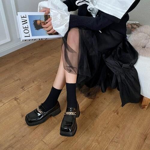 Retro chain thick-soled loafers womens pedal 2021 spring new British style small leather shoes platform womens shoes