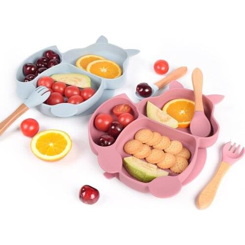 Childrens Tableware Suit Food Grade Silicone Bowl Spoon Fork for Kids Strong Suction Bowl Baby Feeding Dishes Training Plates
