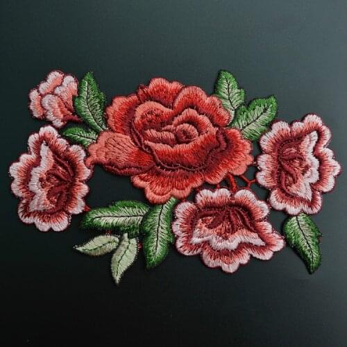 1Pcs Rose Flowers Vine Sew On Patches For Clothing Embroidered Patches Appliques Stick On Fabric Badges DIY Apparel Accessories