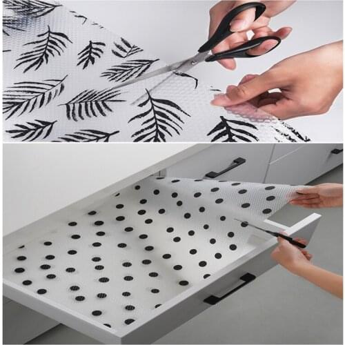 New Kitchen Oil-proof Moisture Drawer Mat Kitchen Table Shelf Liner Mats Cupboards Pad Paper Non Slip Waterproof Closet Placemat