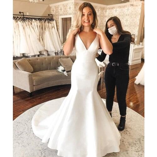 2020 Satin Wedding Dress V-Neck Mermaid Sleeveless Simple Backless Floor Length For Women Sweep train Elegant Custom Made Robe