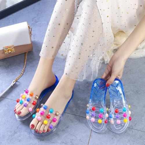 Summer New Style Crystal Slippers Women External Wear Soft Bottom Transparent Beach Shoes Slides Leisure Square Heel String Bead