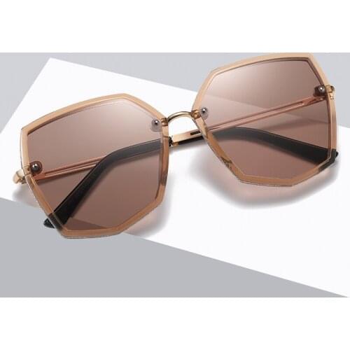 LUOMON Oversized Frame Polarized Eyewear Womens Sunglasses UV400 Brand Designer Female Sun Glasses LM2221