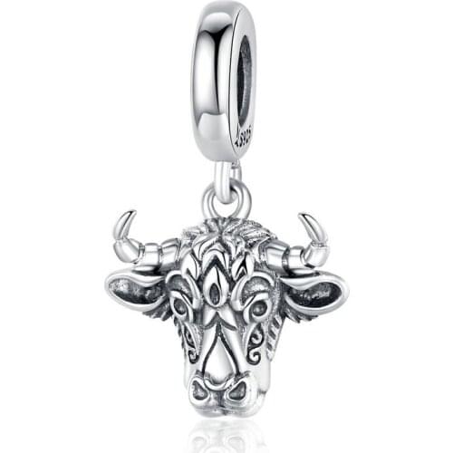 AUFFIK Vintage Pendants
