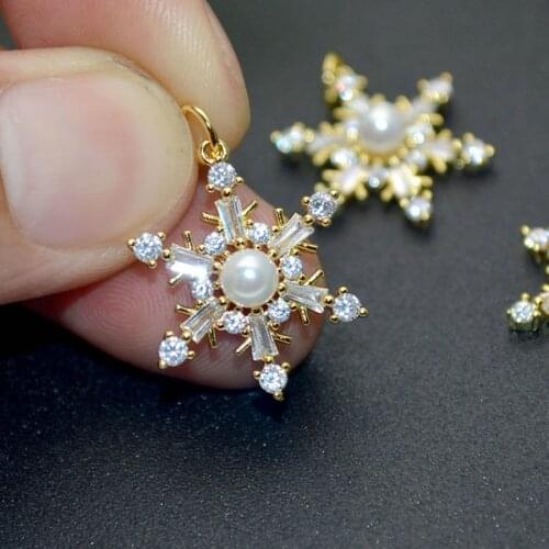 High Quality Snow Shape Pendants White CZ Stone Setting Gold Plating Star Shape Charms Fashion Jewelry Making Findings 20pcs