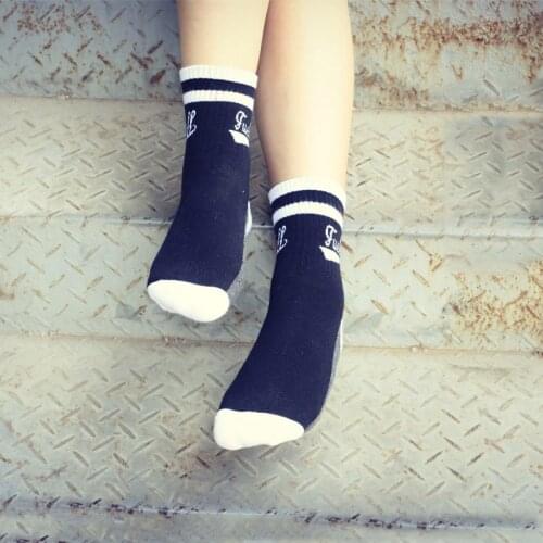 New Original Design Tide Brand Harajuku Style Letter Stripe Skate Tube Cotton Sock Male and Female Couple Baseball Letters Socks