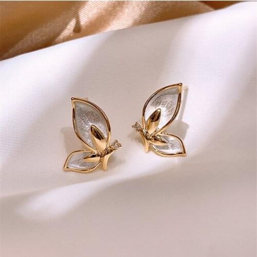 2020 New Arrival Trendy Metal Sweet Butterfly Stud Earrings For Women Cute Boucle D'oreille Party Jewelry Gifts