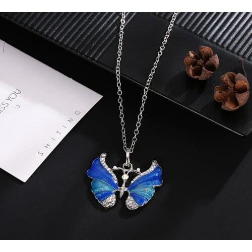 Bettyue Distinctive Modelling Colorful Butterfly Shape Alloy Fascinating Necklace For Women Party Decoration Dreaming In Mind