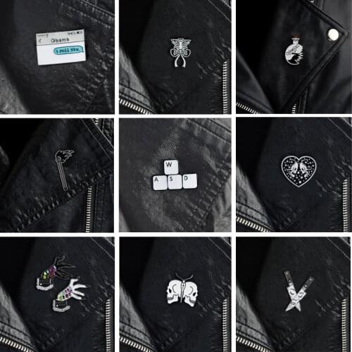 2019 cartoon enamel dark Collection brooch Chemical Experiment Bottle heart skeleton knife badge pins accessories jewelry gifts